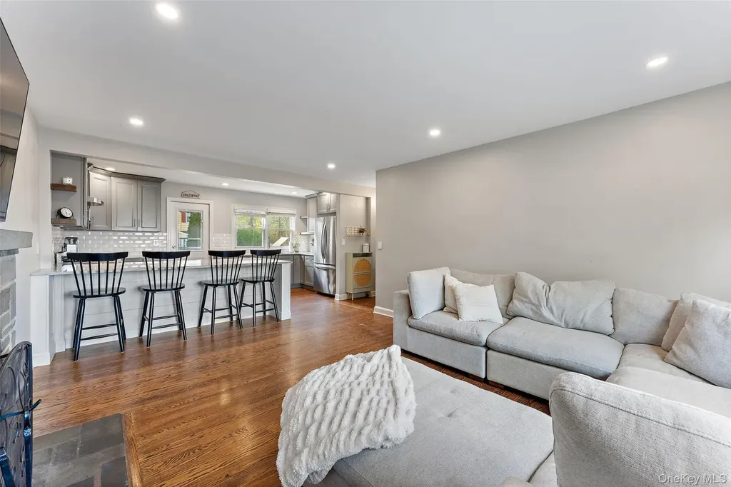 17 Terrace Avenue White Plains NY 10603