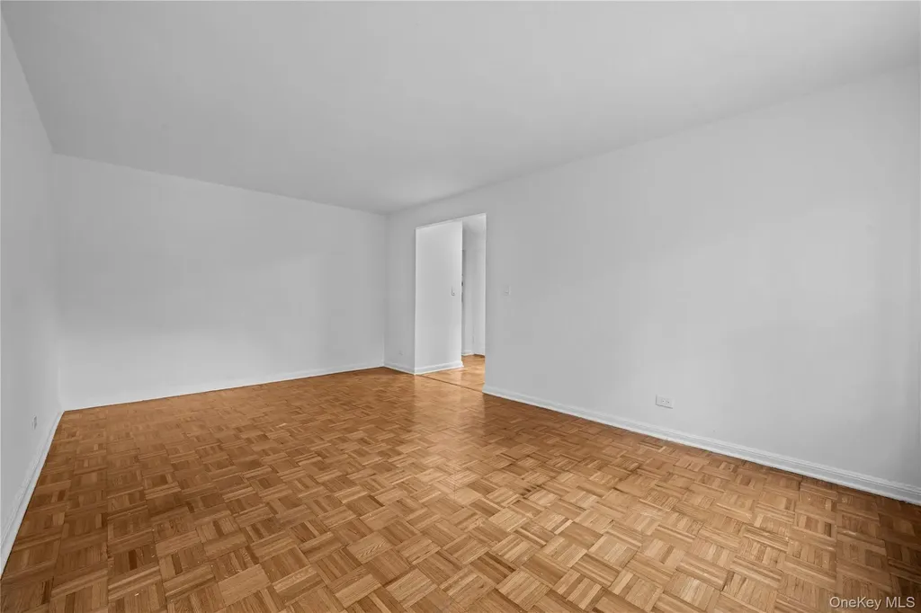 3260 Netherland Avenue Bronx NY 10463