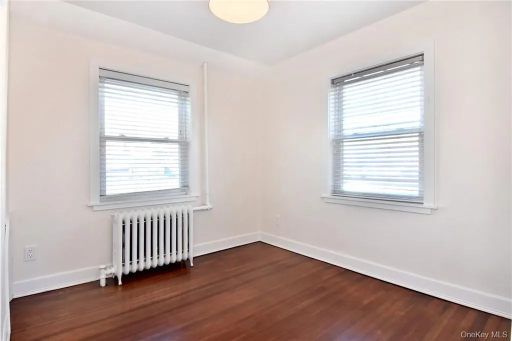 19 Longmeadow Road Yonkers NY 10704
