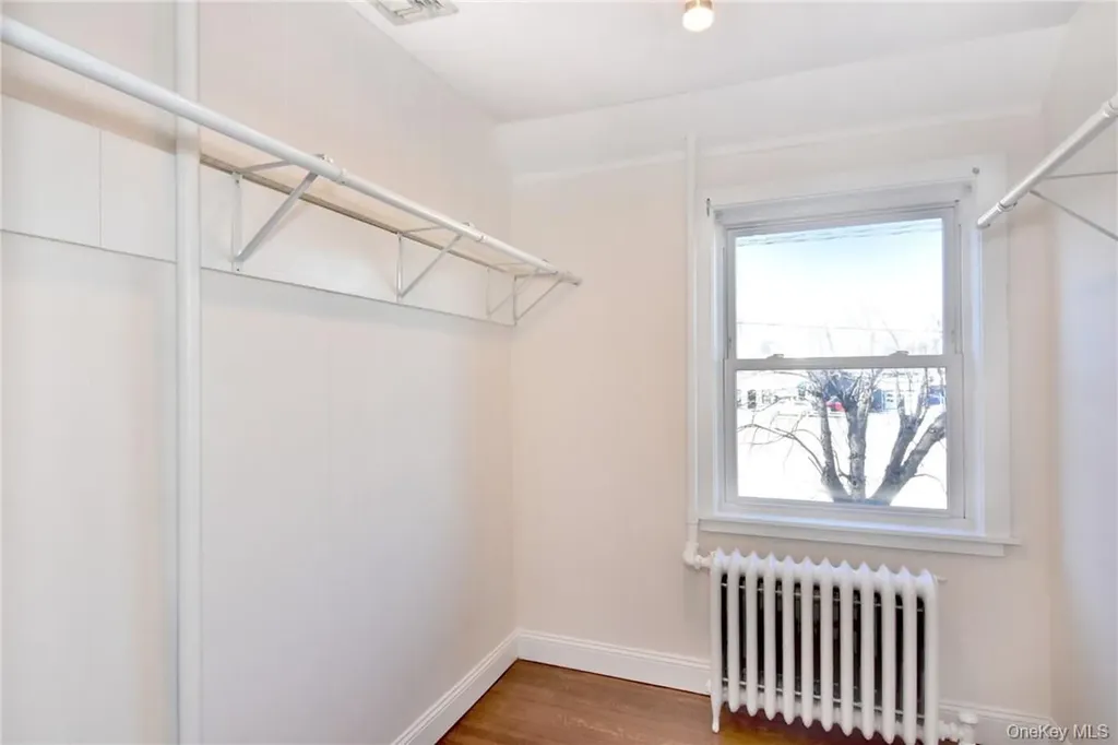 19 Longmeadow Road Yonkers NY 10704