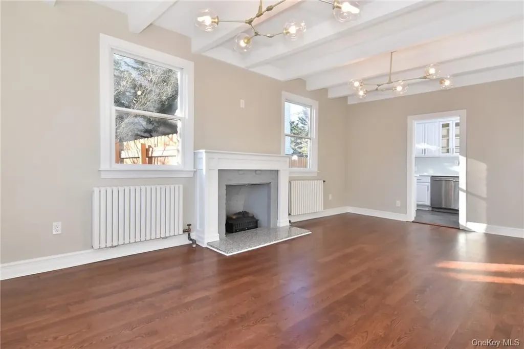 19 Longmeadow Road Yonkers NY 10704