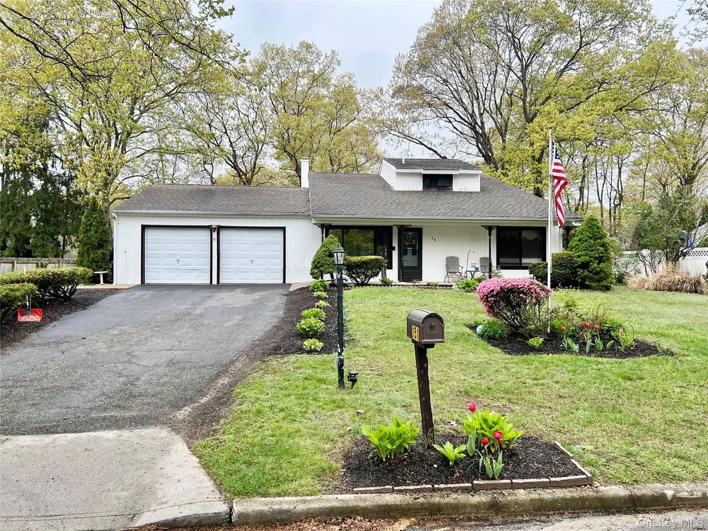 151 Sequoia Drive Coram NY 11727