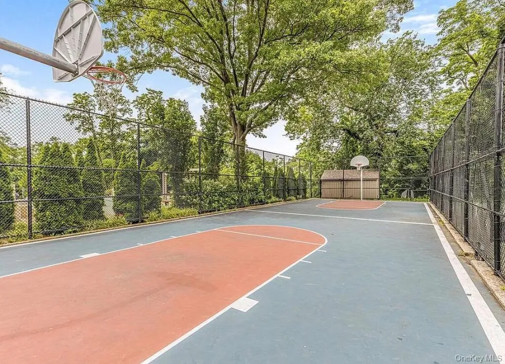 5800 Arlington Avenue Bronx NY 10471