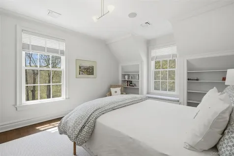 665 Guard Hill Road Bedford NY 10506