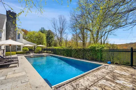 665 Guard Hill Road Bedford NY 10506