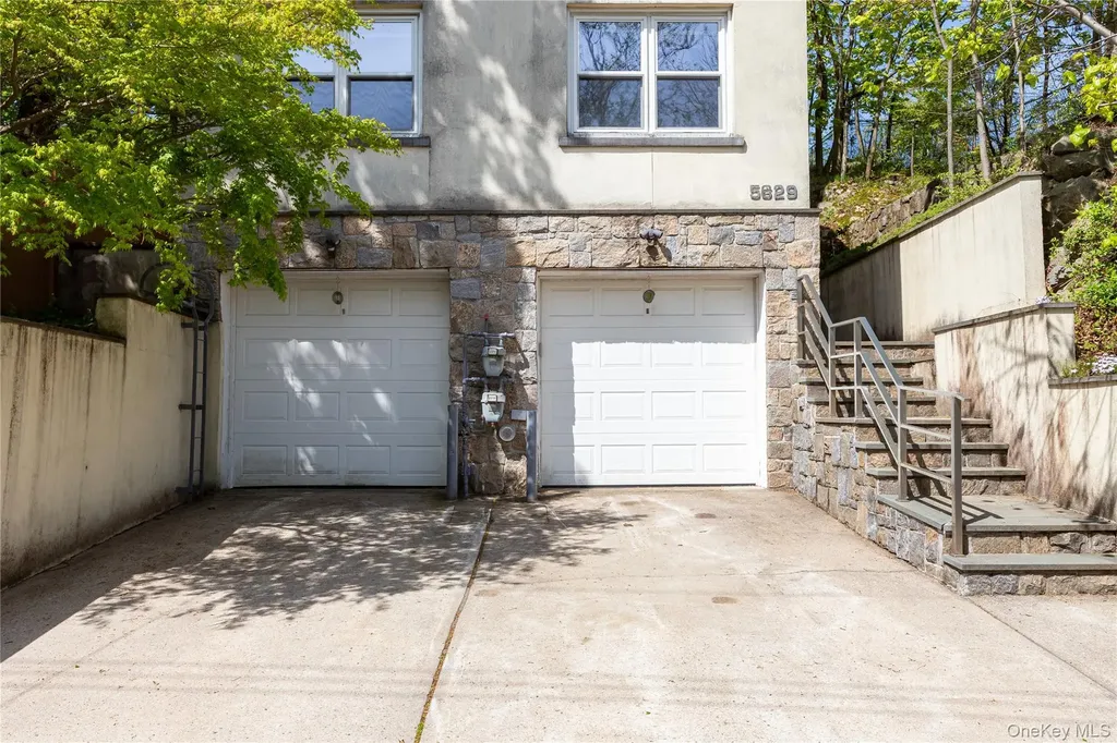 5629 Sylvan Avenue Bronx NY 10471