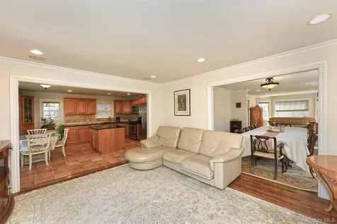 13 Sheppard Street Glen Head NY 11545