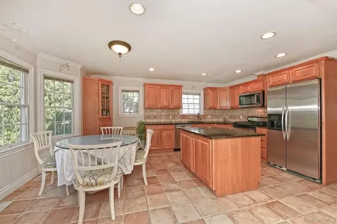 13 Sheppard Street Glen Head NY 11545