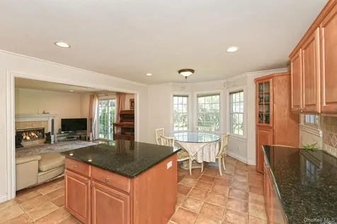 13 Sheppard Street Glen Head NY 11545