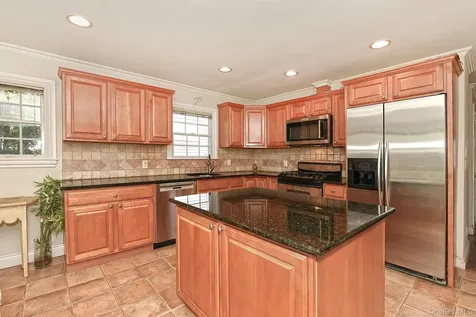13 Sheppard Street Glen Head NY 11545