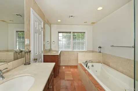 13 Sheppard Street Glen Head NY 11545