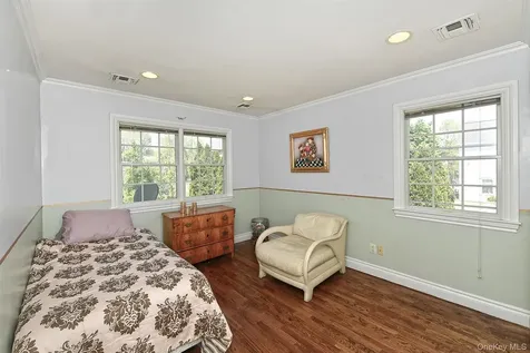 13 Sheppard Street Glen Head NY 11545