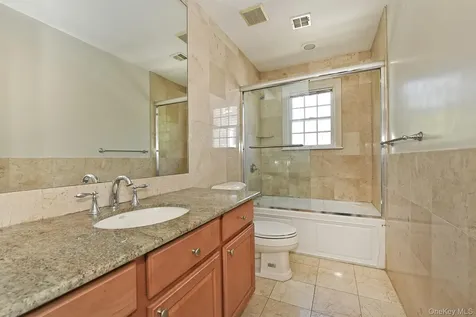 13 Sheppard Street Glen Head NY 11545