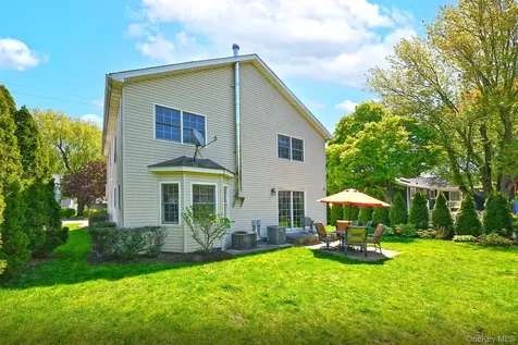 13 Sheppard Street Glen Head NY 11545
