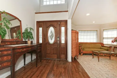 13 Sheppard Street Glen Head NY 11545