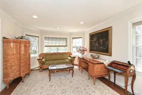 13 Sheppard Street Glen Head NY 11545