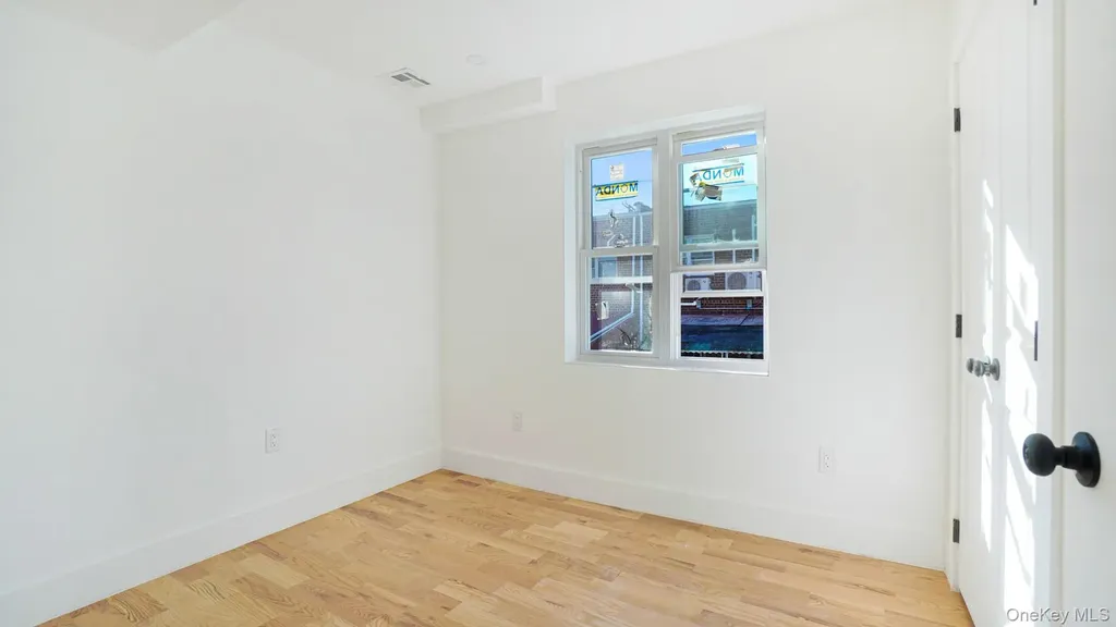 1011 E 221st Street Bronx NY 10469