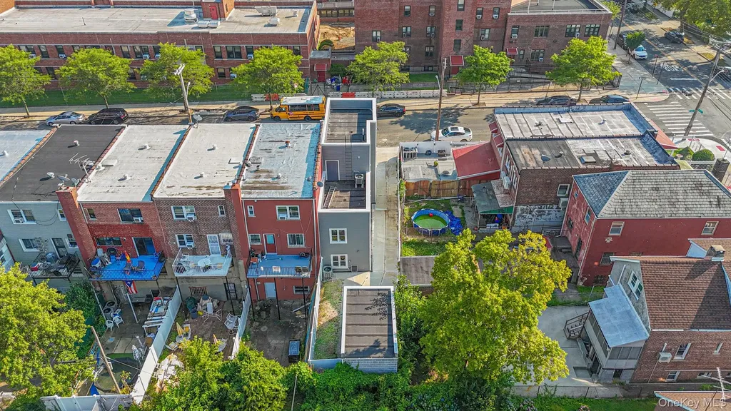 1011 E 221st Street Bronx NY 10469