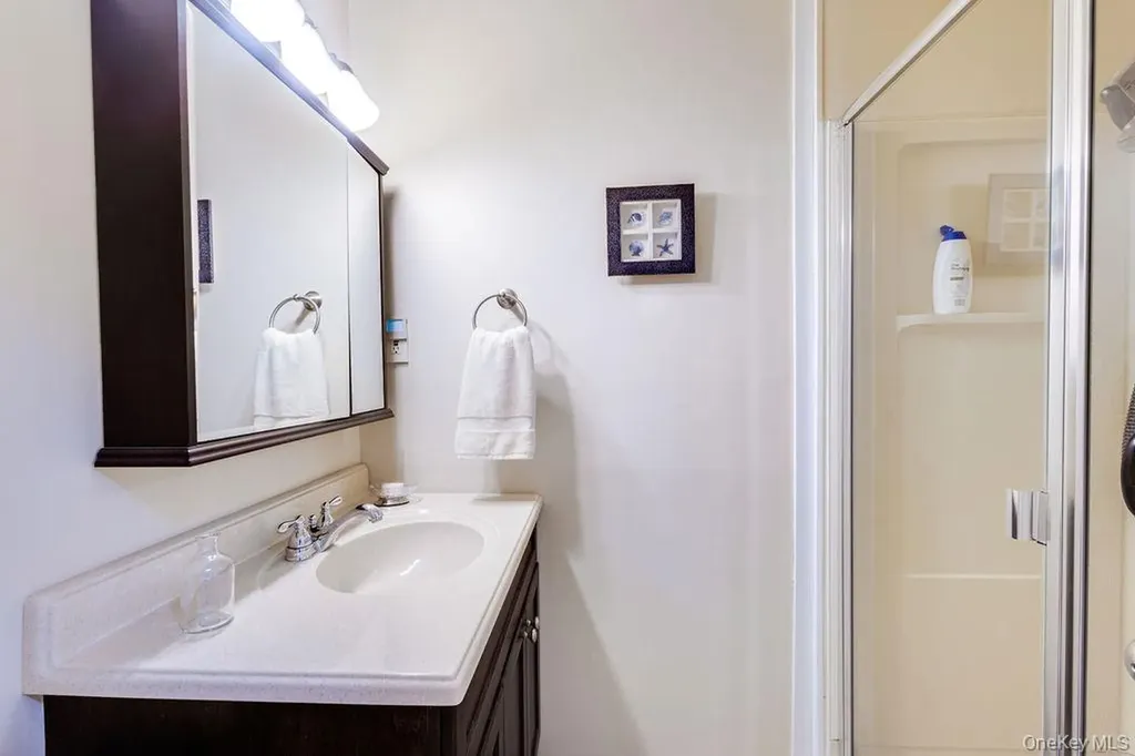 604 Cabot Court E Saint James NY 11780