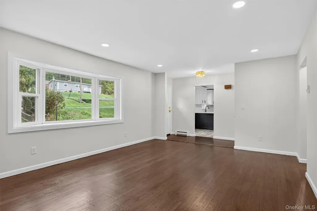 25 Kings Drive Newburgh NY 12589