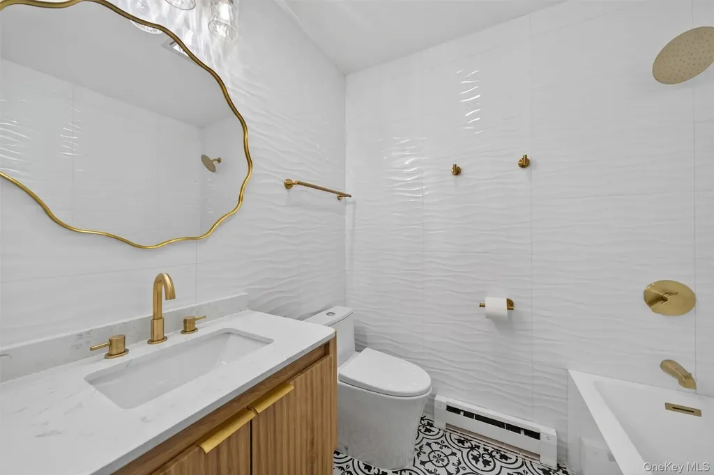 25 Kings Drive Newburgh NY 12589