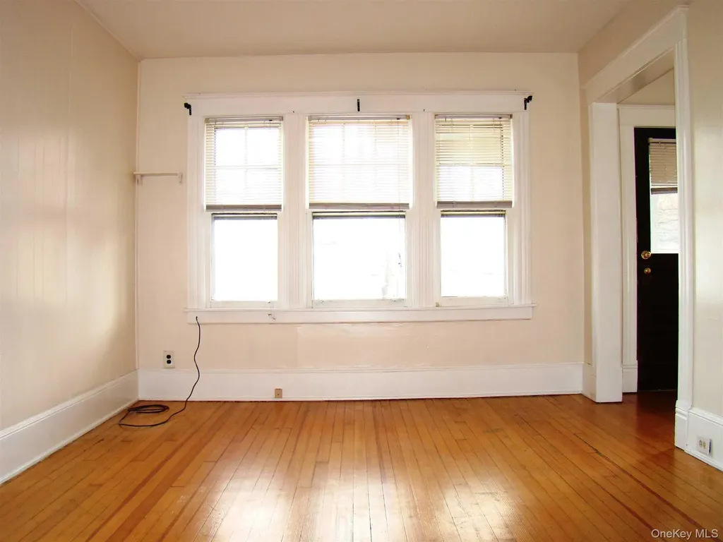 10 Worrall Avenue Poughkeepsie NY 12603