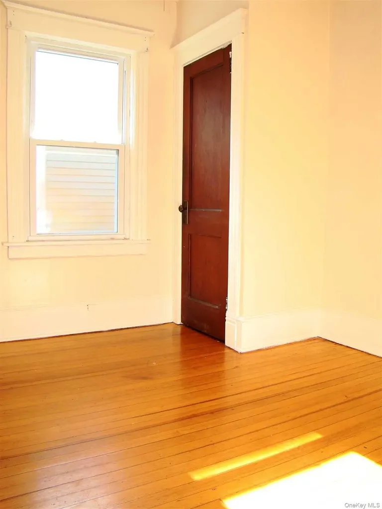 10 Worrall Avenue Poughkeepsie NY 12603