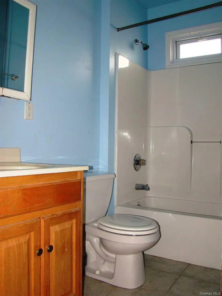 10 Worrall Avenue Poughkeepsie NY 12603