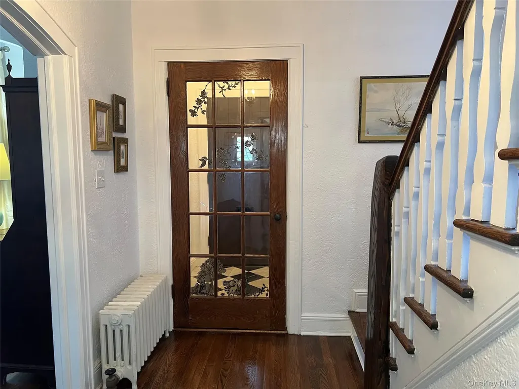 233 Kneeland Avenue Yonkers NY 10705