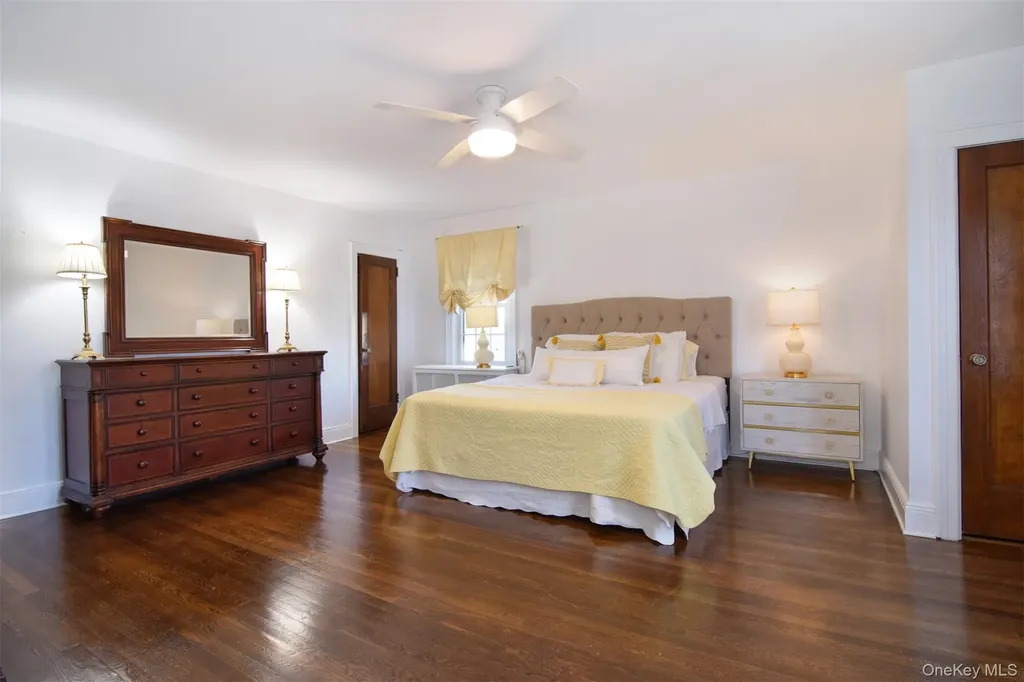 233 Kneeland Avenue Yonkers NY 10705