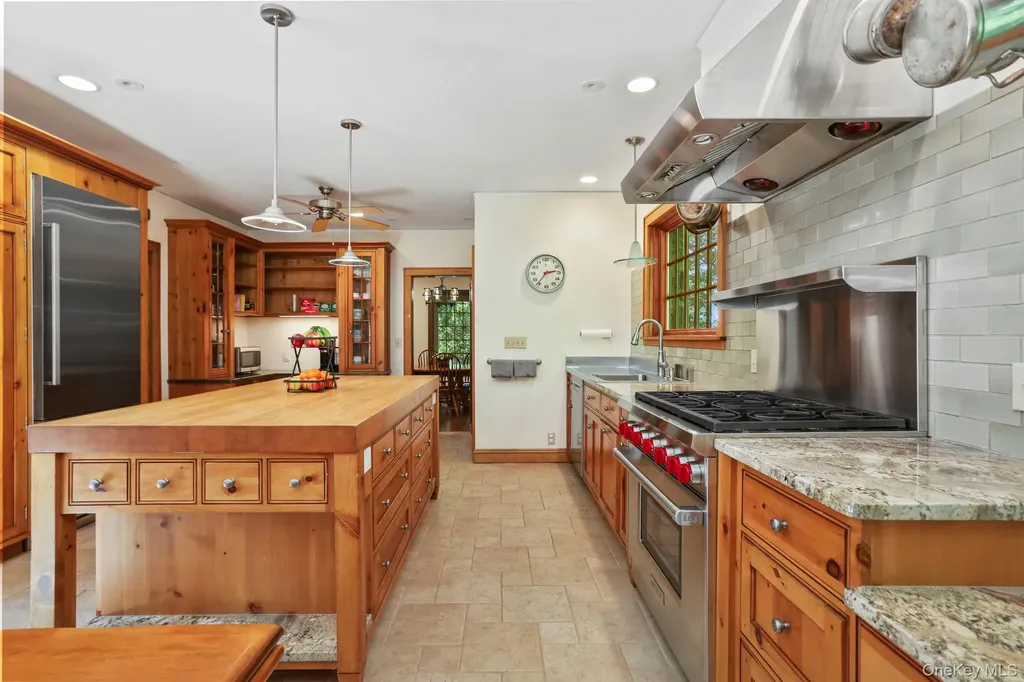 66 Caterson Terrace Hartsdale NY 10530