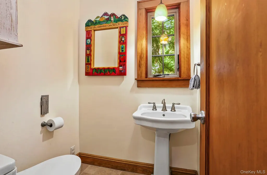 66 Caterson Terrace Hartsdale NY 10530