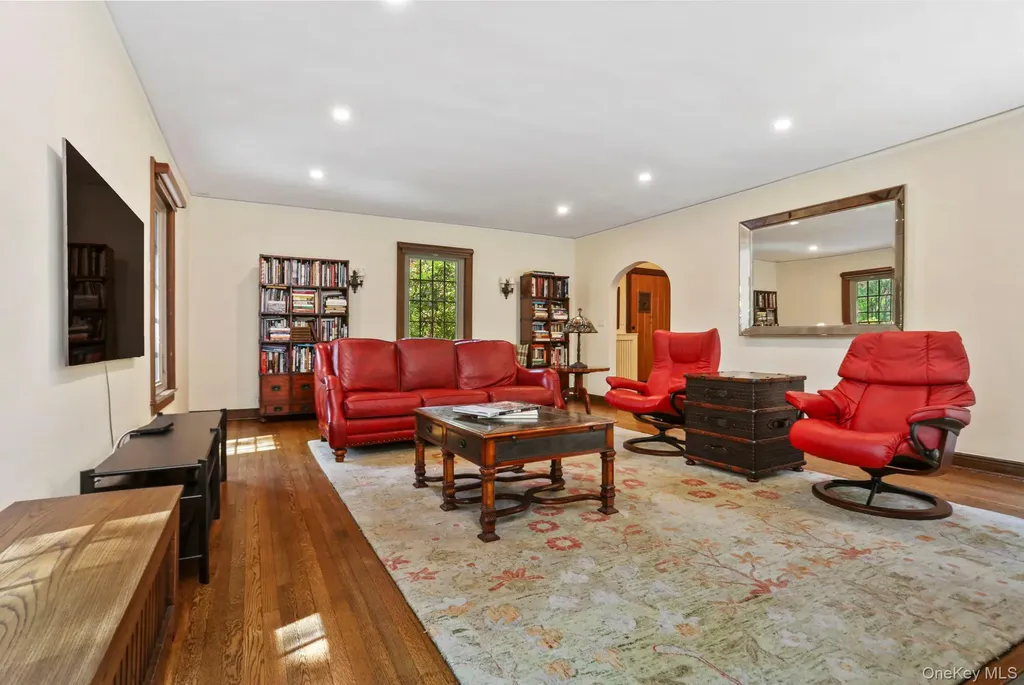 66 Caterson Terrace Hartsdale NY 10530