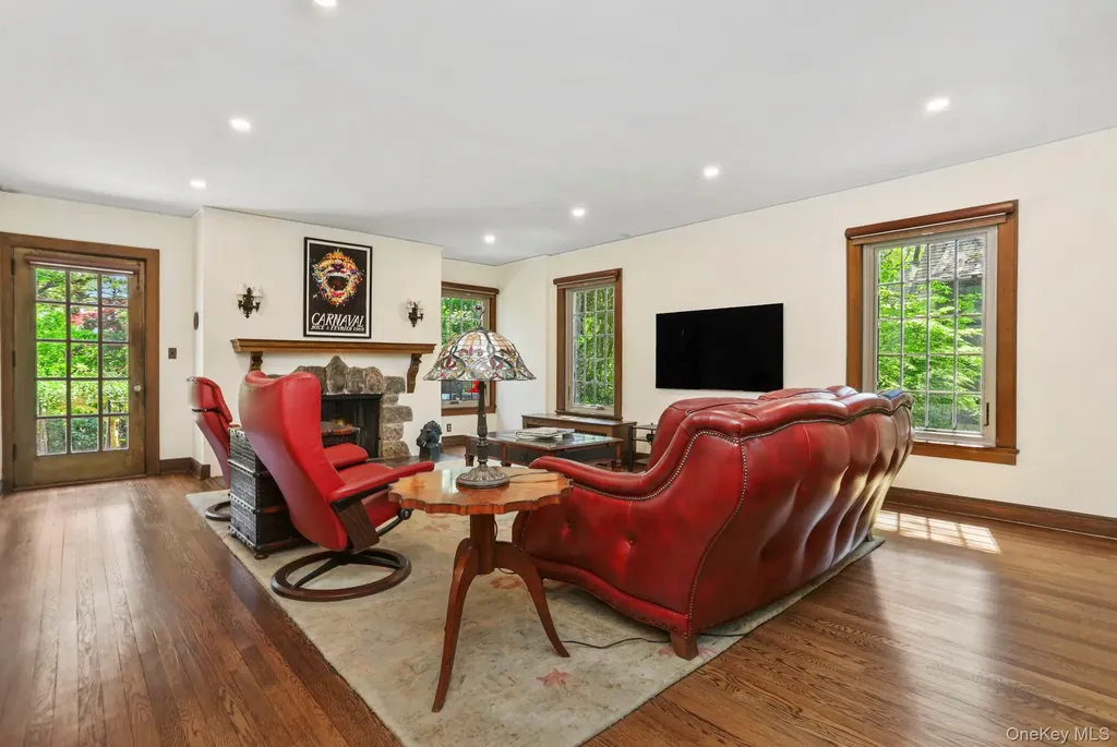 66 Caterson Terrace Hartsdale NY 10530