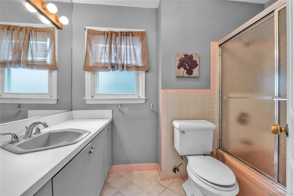 275 New Hyde Park Road Garden City NY 11530