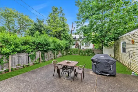 275 New Hyde Park Road Garden City NY 11530