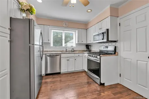 275 New Hyde Park Road Garden City NY 11530