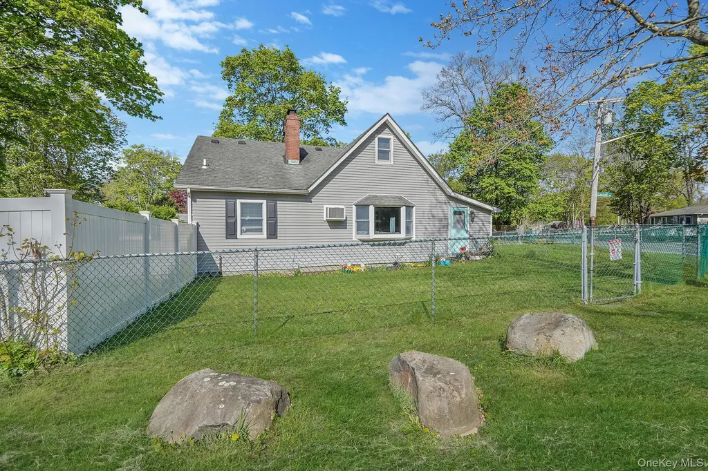 38 Nymph Road Rocky Point NY 11778
