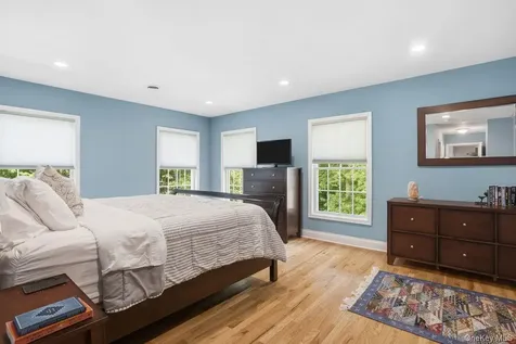 882 Kipling Drive Yorktown Heights NY 10598