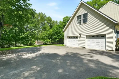 882 Kipling Drive Yorktown Heights NY 10598