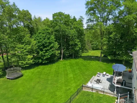 882 Kipling Drive Yorktown Heights NY 10598