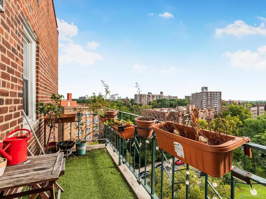3850 Hudson Manor Terrace Bronx NY 10463