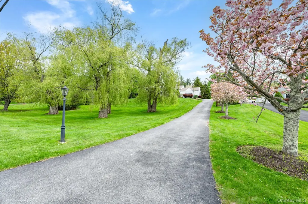 8 Evergreen Row Armonk NY 10504