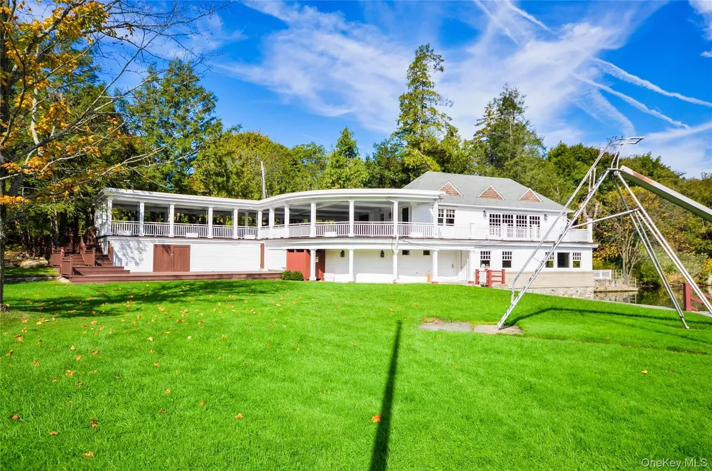 8 Evergreen Row Armonk NY 10504