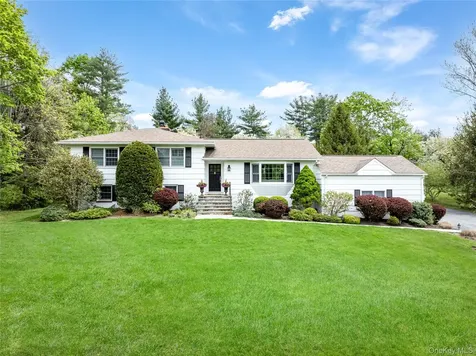 8 Evergreen Row Armonk NY 10504