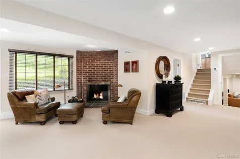 8 Evergreen Row Armonk NY 10504