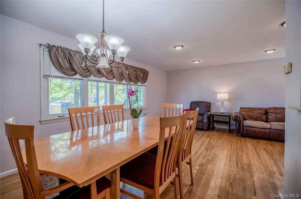 160-11 24th Avenue Whitestone NY 11357