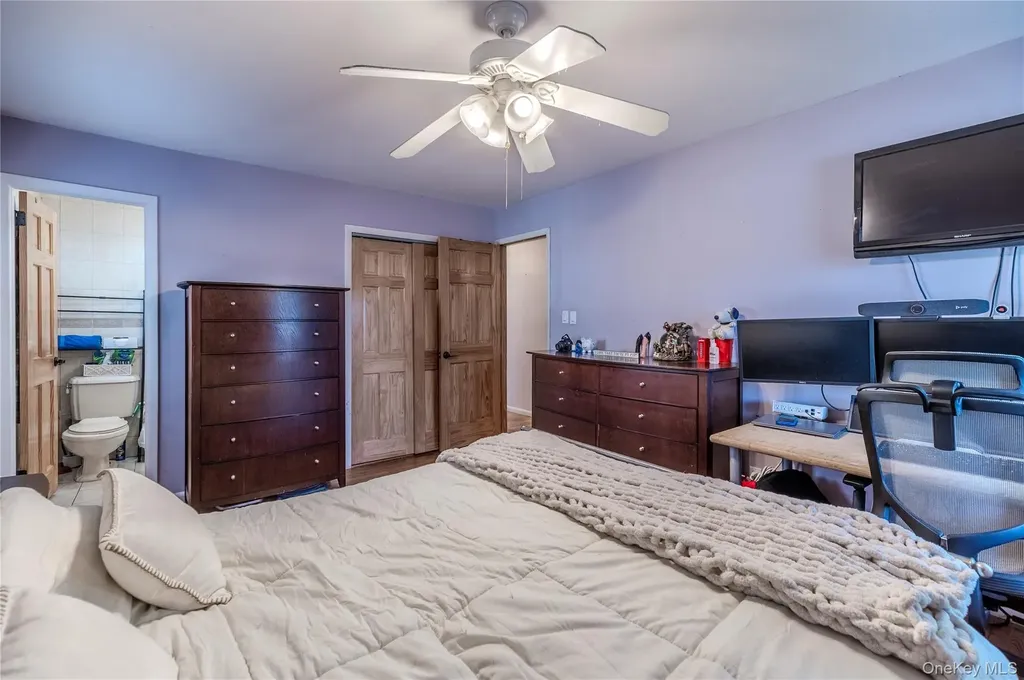 160-11 24th Avenue Whitestone NY 11357