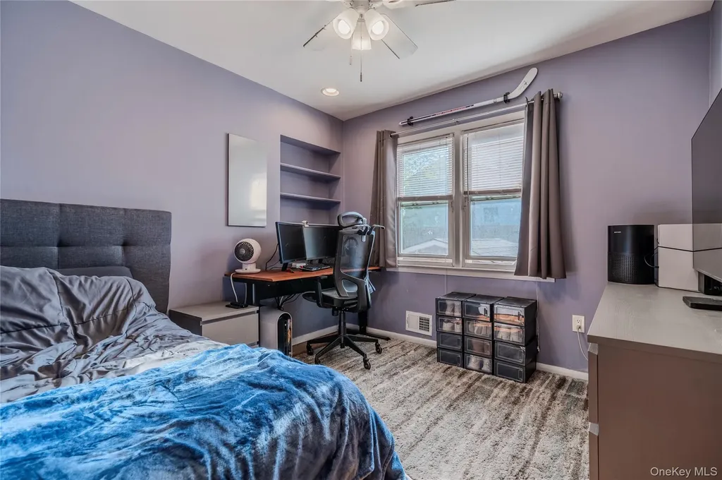 160-11 24th Avenue Whitestone NY 11357