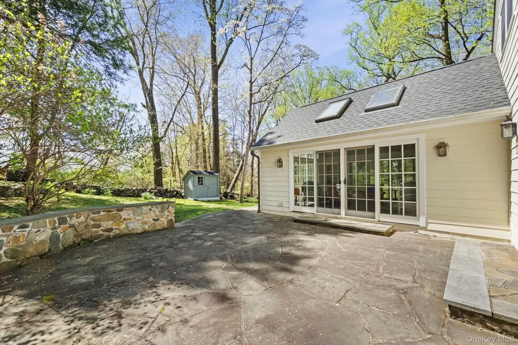 12 Harris Road Katonah NY 10536